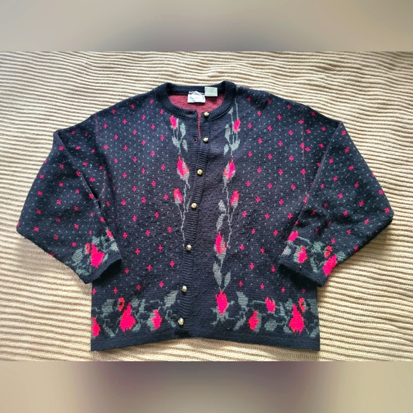 felicia Sweaters - Vintage Floral Cardigan Sweater